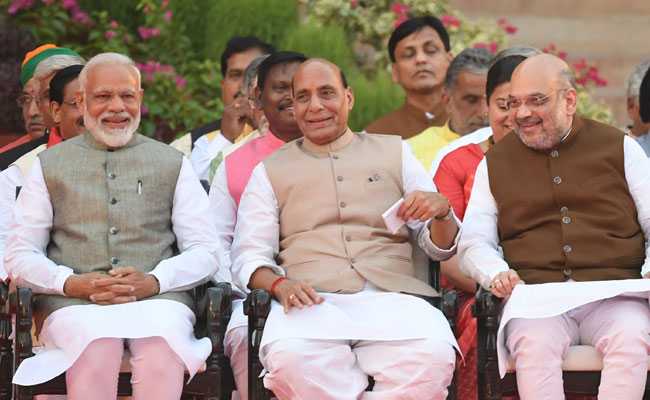 मोदी, शाह और राजनाथ ने उप्र चुनाव में मतदान का किया आह्वान मोदी, शाह और राजनाथ ने उप्र चुनाव में मतदान का किया आह्वान