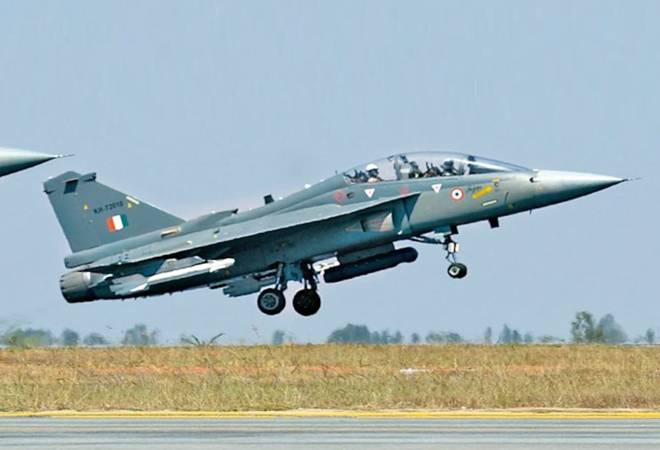 ब्रिटेन में कोबरा अभ्यास में अपने जौहर दिखायेगा तेजस ब्रिटेन में कोबरा अभ्यास में अपने जौहर दिखायेगा तेजस