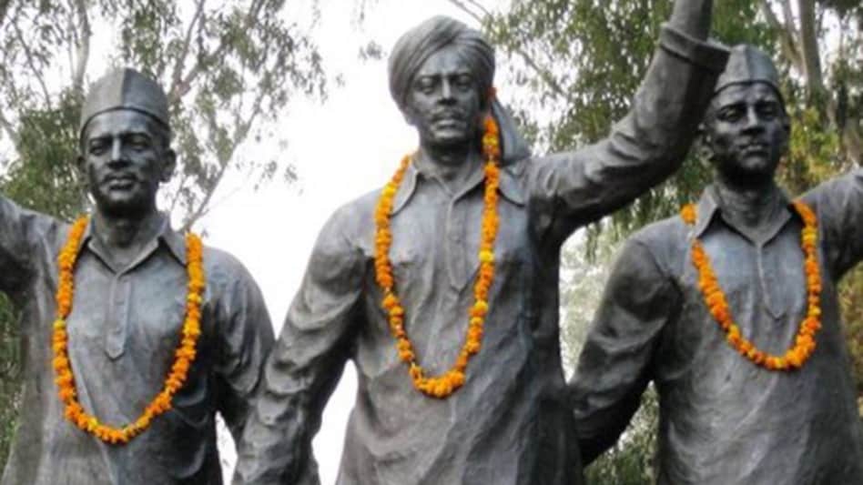 शहीद भगत सिंह, राजगुरु और सुखदेव की महान शहादत को सीएम ने सजदा किया