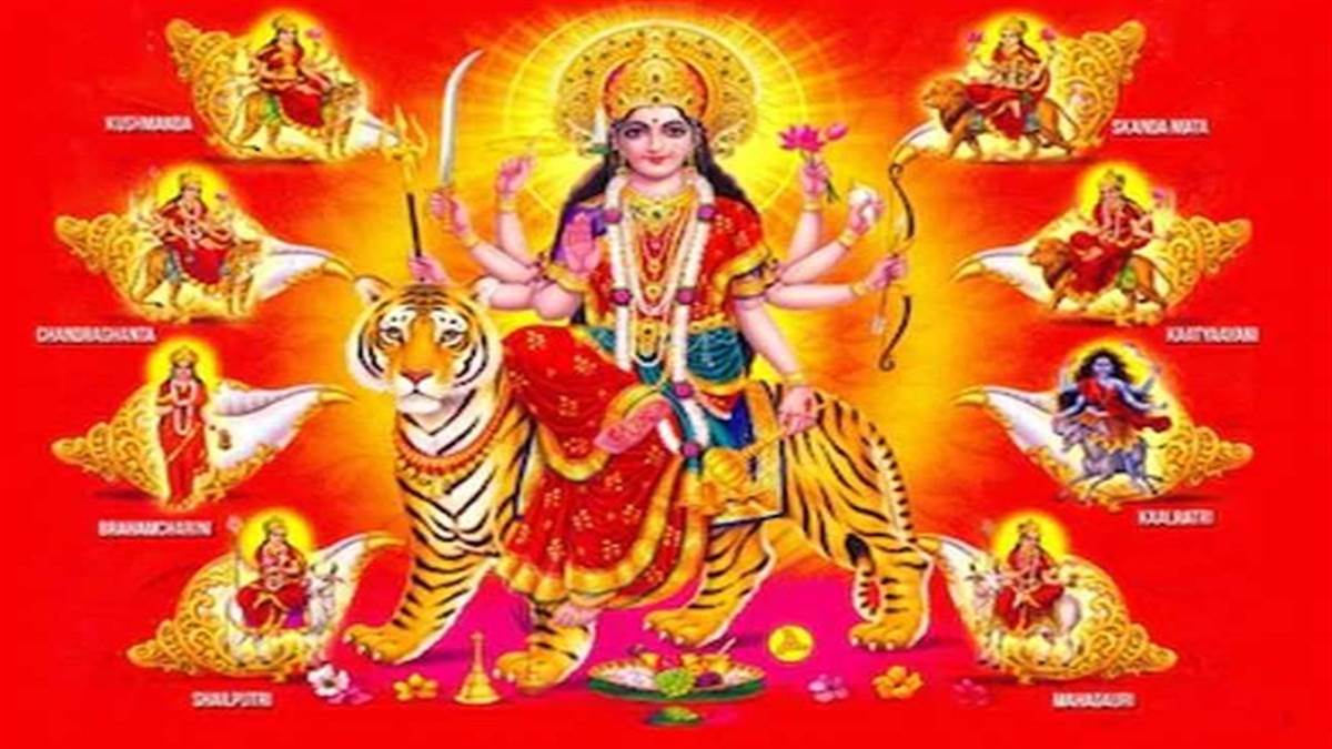 नवरात्र के पहले सजने लगे शक्तिपीठ नवरात्र के पहले सजने लगे शक्तिपीठ
