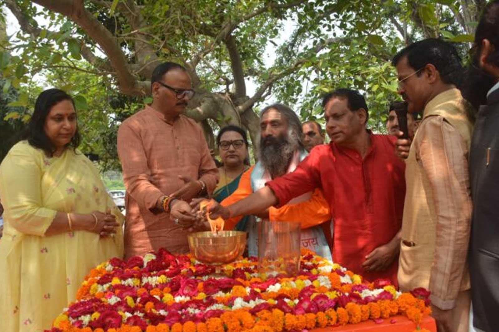 किसान पथ पर योग मुक्ताकाशी योग व ध्यान केन्द्र शुरू, उपममुख्यमंत्री ने किया अनावरण किसान पथ पर योग मुक्ताकाशी योग व ध्यान केन्द्र शुरू, उपममुख्यमंत्री ने किया अनावरण