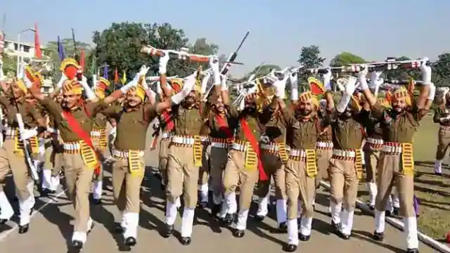 आयोग निर्धारित के अनुसार 4 लाख उम्मीदवारों को अगले चरण PET/PST के लिए क्वालिफाई घोषित करेगा.. आयोग निर्धारित के अनुसार 4 लाख उम्मीदवारों को अगले चरण PET/PST के लिए क्वालिफाई घोषित करेगा..