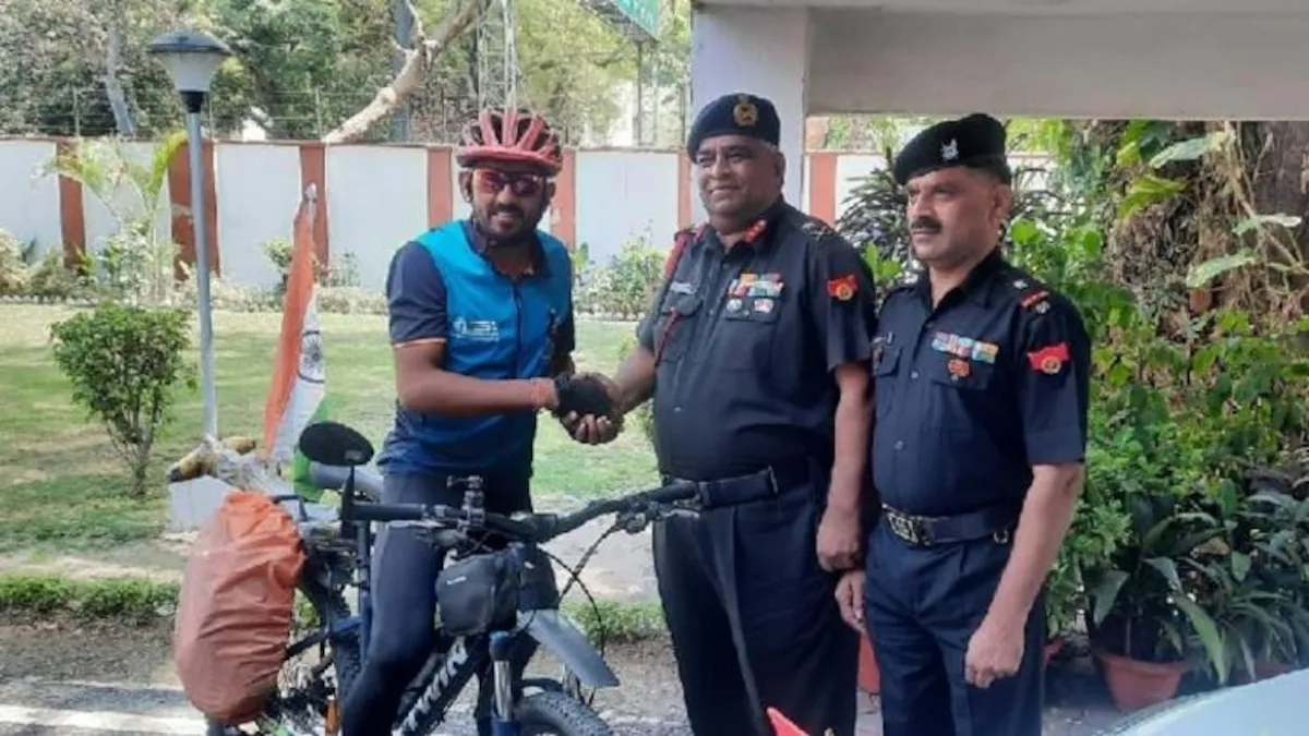 34 साल के नरपत राजपुरोहित ने 30121.64 किमी साइकिल चलाकर गिनीज वर्ल्ड रिकॉर्ड में दर्ज कराया अपना नाम 34 साल के नरपत राजपुरोहित ने 30121.64 किमी साइकिल चलाकर गिनीज वर्ल्ड रिकॉर्ड में दर्ज कराया अपना नाम