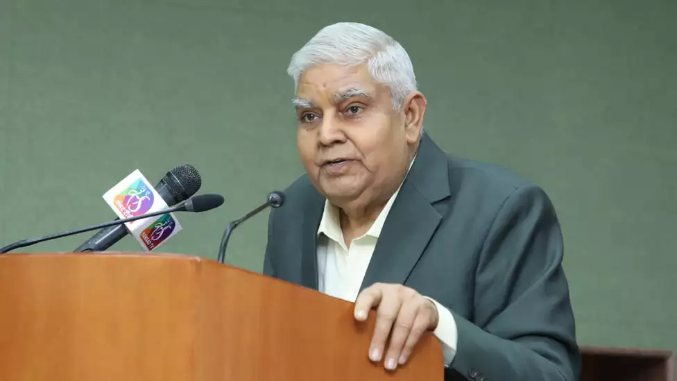 गतिशील लोकतंत्र में ऐसा कभी नहीं होगा जब कार्यपालिका विधायिका और न्यायपालिका के बीच कोई मतभेद न हो- उपराष्ट्रपति गतिशील लोकतंत्र में ऐसा कभी नहीं होगा जब कार्यपालिका विधायिका और न्यायपालिका के बीच कोई मतभेद न हो- उपराष्ट्रपति