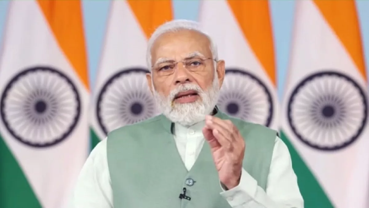 छोटे कारोबारियों और कारीगरों को हम उनके हाल पर उन्हें नहीं छोड़ सकते- प्रधानमंत्री मोदी छोटे कारोबारियों और कारीगरों को हम उनके हाल पर उन्हें नहीं छोड़ सकते- प्रधानमंत्री मोदी