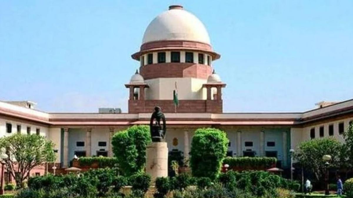 जानें किस मामले में सुप्रीम कोर्ट ने केंद्र से किया जवाब तलब, पढ़े पूरी ख़बर जानें किस मामले में सुप्रीम कोर्ट ने केंद्र से किया जवाब तलब, पढ़े पूरी ख़बर