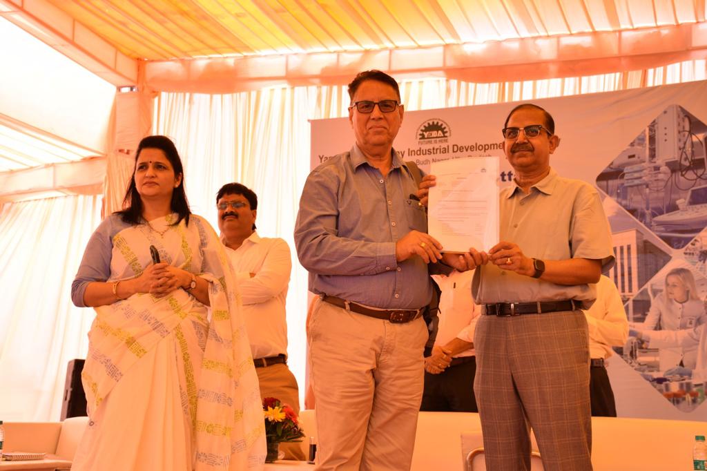 बुलेट ट्रेन सेवा से भी जुड़ेगा यूपी का मेडिकल डिवाइस पार्क बुलेट ट्रेन सेवा से भी जुड़ेगा यूपी का मेडिकल डिवाइस पार्क