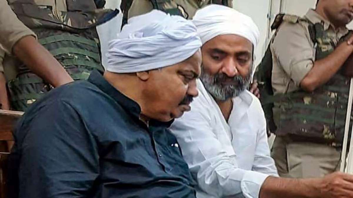 अतीक और अशरफ की हत्या के बाद CM नीतीश कुमार ने उत्तर प्रदेश की सरकार को घेरा.. अतीक और अशरफ की हत्या के बाद CM नीतीश कुमार ने उत्तर प्रदेश की सरकार को घेरा..