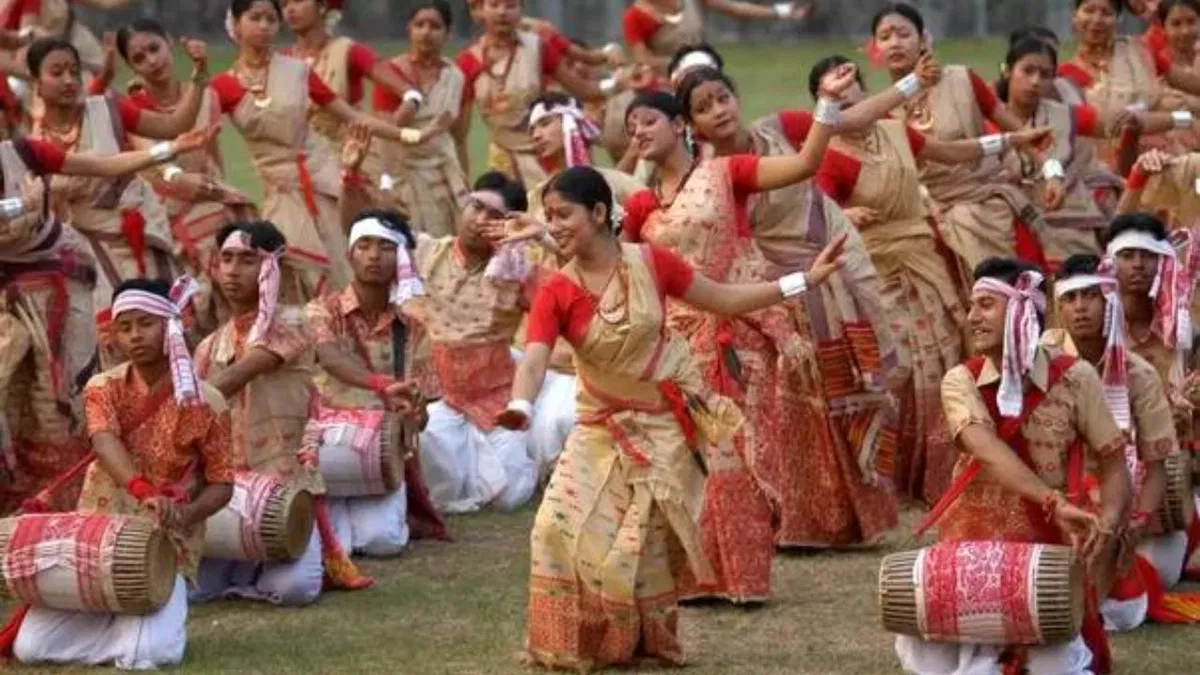 देशभर में आज बैसाखी का त्यौहार बड़े ही धूम-धाम से मनाया जा रहा… देशभर में आज बैसाखी का त्यौहार बड़े ही धूम-धाम से मनाया जा रहा…