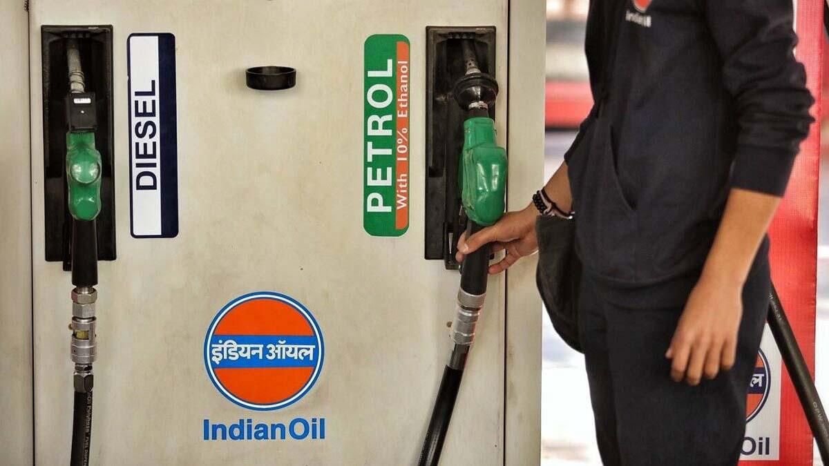 जानें देश में पेट्रोल-डीजल के दाम… जानें देश में पेट्रोल-डीजल के दाम…