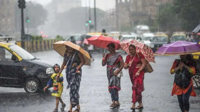 दिल्ली, यूपी समेत देश के अन्य राज्यों में आने वाले कुछ दिनों में गर्मी का कहर देखने को मिल सकता है… दिल्ली, यूपी समेत देश के अन्य राज्यों में आने वाले कुछ दिनों में गर्मी का कहर देखने को मिल सकता है…