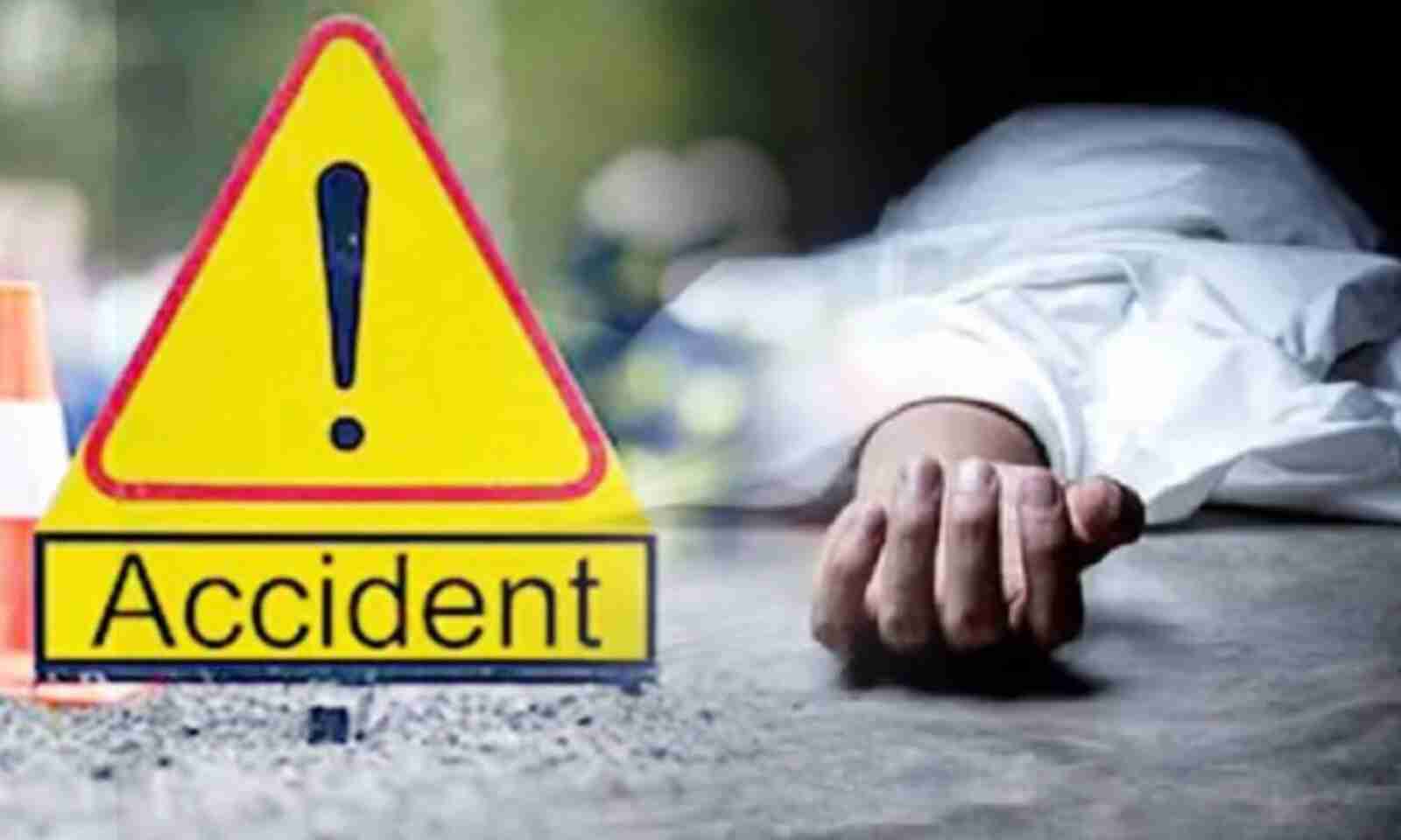 तुमकुर के हिरेहल्ली के पास एनएच-48 पर हुआ भीषण सड़क हादसा, 4 लोगों की मौत तुमकुर के हिरेहल्ली के पास एनएच-48 पर हुआ भीषण सड़क हादसा, 4 लोगों की मौत