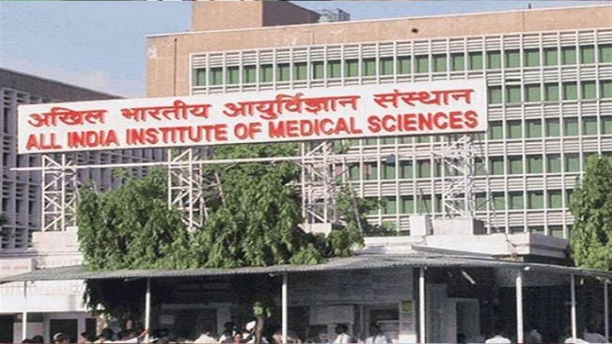 आज बेंगलुरु पहुचेंगे 229 भारतीय, ऑपरेशन कावेरी का सिलसिला लगातार जारी आज बेंगलुरु पहुचेंगे 229 भारतीय, ऑपरेशन कावेरी का सिलसिला लगातार जारी