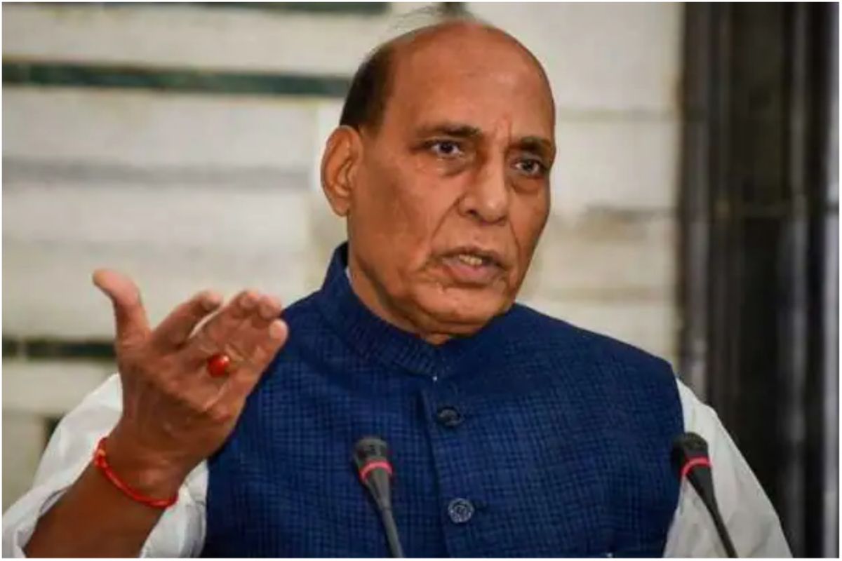 भारत का रक्षा निर्यात रिकार्ड ऊंचाई पर पहुंच गया है- राजनाथ सिंह भारत का रक्षा निर्यात रिकार्ड ऊंचाई पर पहुंच गया है- राजनाथ सिंह