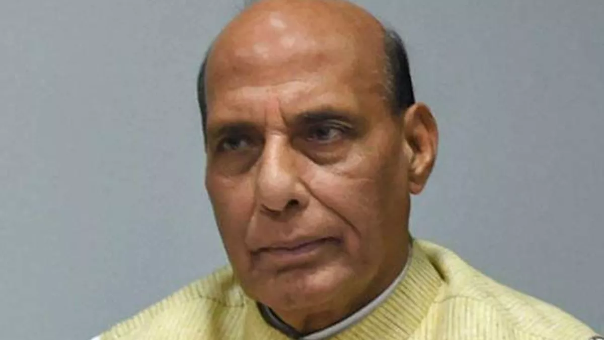 रक्षा मंत्री राजनाथ सिंह ने सुखबीर सिंह बादल से की फोन पर बात… रक्षा मंत्री राजनाथ सिंह ने सुखबीर सिंह बादल से की फोन पर बात…
