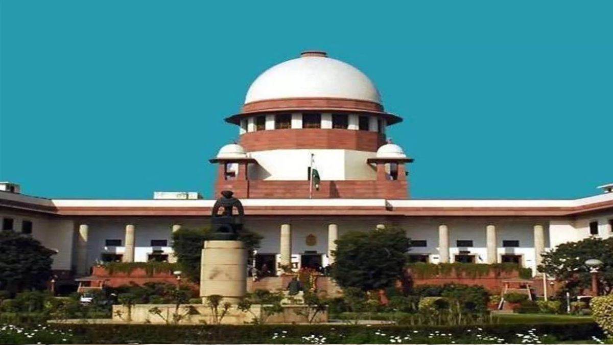 आइपीसी और सीआरपीसी में संशोधन पर विचार कर रही केंद्र सरकार, सुप्रीम कोर्ट को दी इसकी जानकारी आइपीसी और सीआरपीसी में संशोधन पर विचार कर रही केंद्र सरकार, सुप्रीम कोर्ट को दी इसकी जानकारी