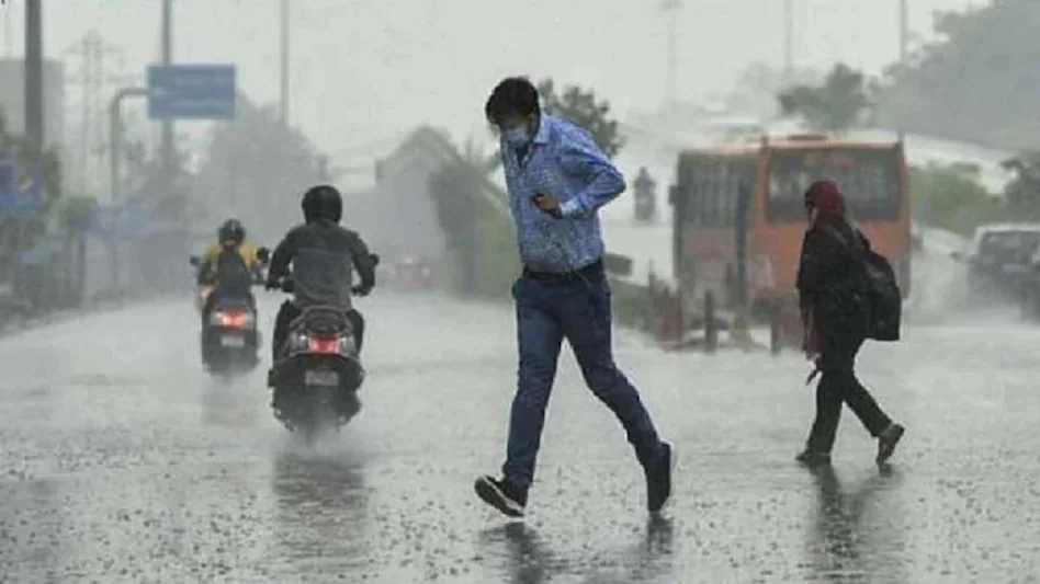 महाराष्ट्र कर्नाटक ओडिशा समेत देश के कुछ राज्यों में आज गरज और चमक के साथ हो सकती है बारिश…
