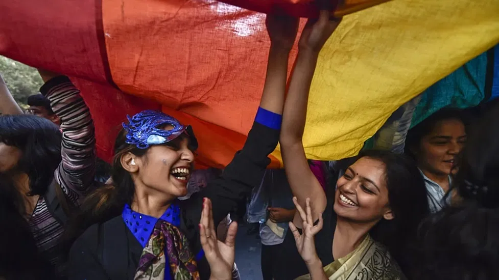 समान लिंग वालों के विवाह को कानूनी मान्यता देने का भारत के सामाजिक ढांचे पर विपरीत असर होगा… समान लिंग वालों के विवाह को कानूनी मान्यता देने का भारत के सामाजिक ढांचे पर विपरीत असर होगा…