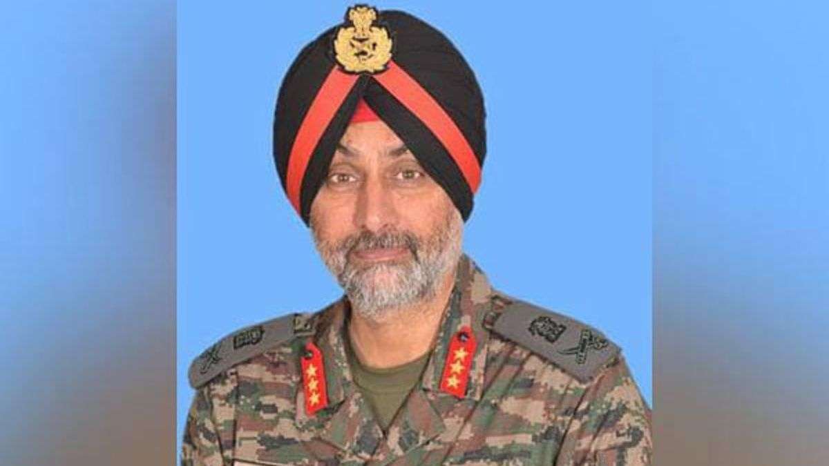 चिनार कॉर्प्स कमांडर लेफ्टिनेंट जनरल अमरदीप सिंह औजला बनें भारतीय सेना के नए मास्टर जनरल सस्टेनेंस चिनार कॉर्प्स कमांडर लेफ्टिनेंट जनरल अमरदीप सिंह औजला बनें भारतीय सेना के नए मास्टर जनरल सस्टेनेंस