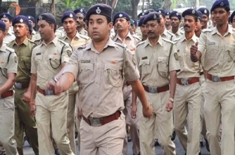 अभ्यर्थी इस भर्ती में आवेदन करने से पहल निर्धारित योग्यता अवश्य पढ़ लें.. अभ्यर्थी इस भर्ती में आवेदन करने से पहल निर्धारित योग्यता अवश्य पढ़ लें..
