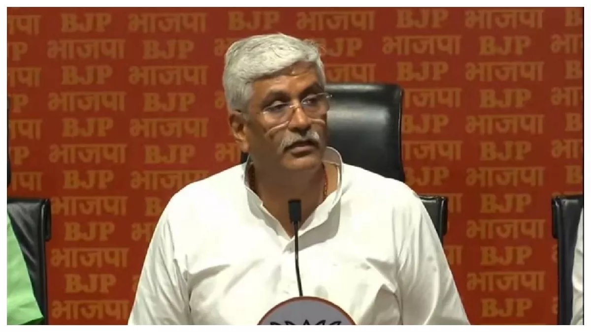 भाजपा अपने सबसे लोकप्रिय चेहरे प्रधानमंत्री नरेंद्र मोदी को सामने रखकर राजस्थान में चुनाव लड़ेगी- केंद्रीय मंत्री शेखावत भाजपा अपने सबसे लोकप्रिय चेहरे प्रधानमंत्री नरेंद्र मोदी को सामने रखकर राजस्थान में चुनाव लड़ेगी- केंद्रीय मंत्री शेखावत