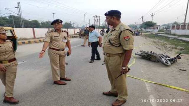 पुलिस ने भाजपा नेता के एक दोस्त को हिरासत में लिया है, पूछताछ जारी.. पुलिस ने भाजपा नेता के एक दोस्त को हिरासत में लिया है, पूछताछ जारी..