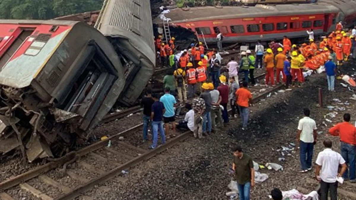 जेपी नड्डा ने ट्रेन हादसे को लेकर एक ट्वीट पोस्ट किया और विनाशकारी दुर्घटना पर अपना दुख व्यक्त किया..