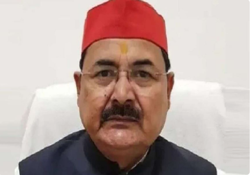 राहुल गांधी पर सपा नेता आईपी सिंह ने आपत्तिजनक कमेंट में बोले ‘पागल’के सहारे मोदी जी को हराना असंभव राहुल गांधी पर सपा नेता आईपी सिंह ने आपत्तिजनक कमेंट में बोले ‘पागल’के सहारे मोदी जी को हराना असंभव