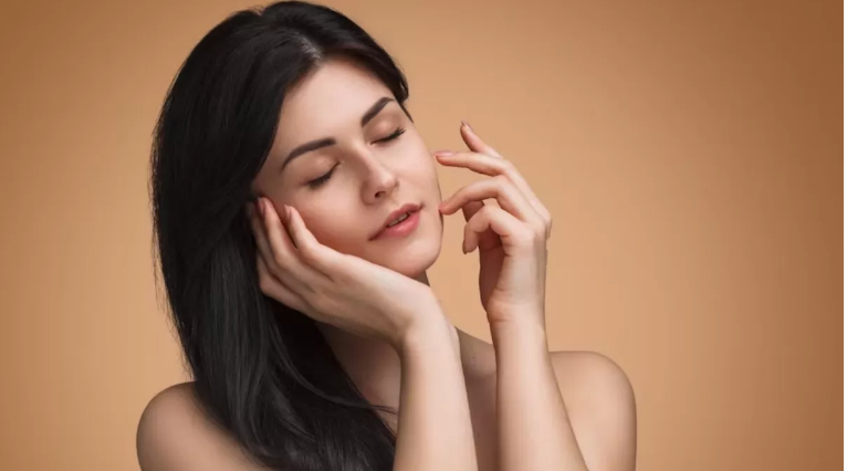 सैलिसिलिक एसिड बेहद फायदेमंद है डॉर्क स्पॉट्स, झुर्रियों के लिए