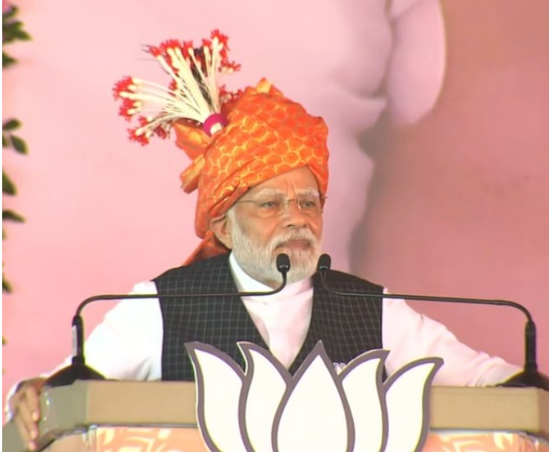 सूरजपुर के चुनावी रैली में पीएम मोदी बोले -‘भाजपा ने बनाया है भाजपा ही संवारेगी!