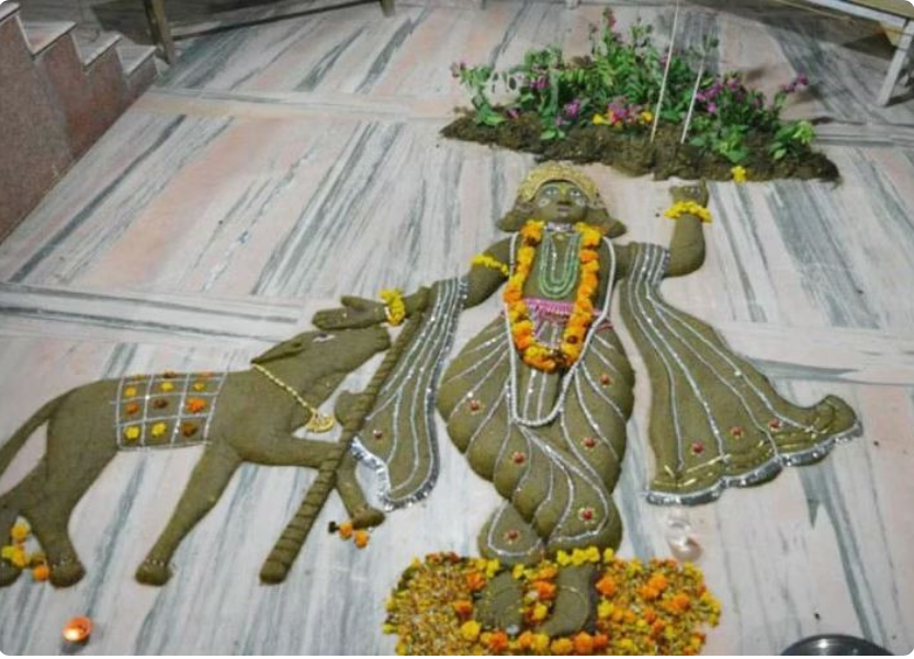 जानिए इस बार दिवाली के अगले दिन की बजाय एक दिन बाद क्यों है गोवर्धन पूजा?