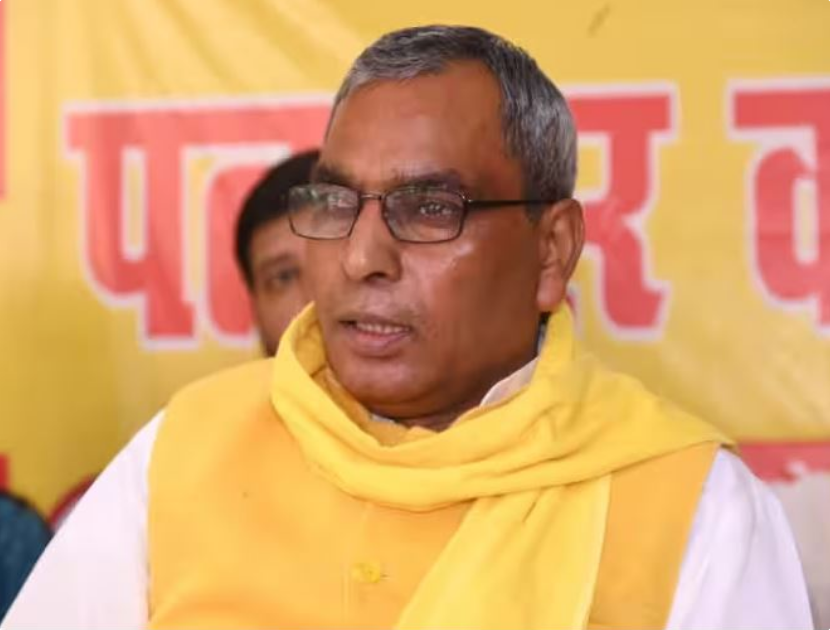 ओपी राजभर बोले- हम अपने वोट के मालिक हैं,पढ़े पूरी खबर ओपी राजभर बोले- हम अपने वोट के मालिक हैं,पढ़े पूरी खबर