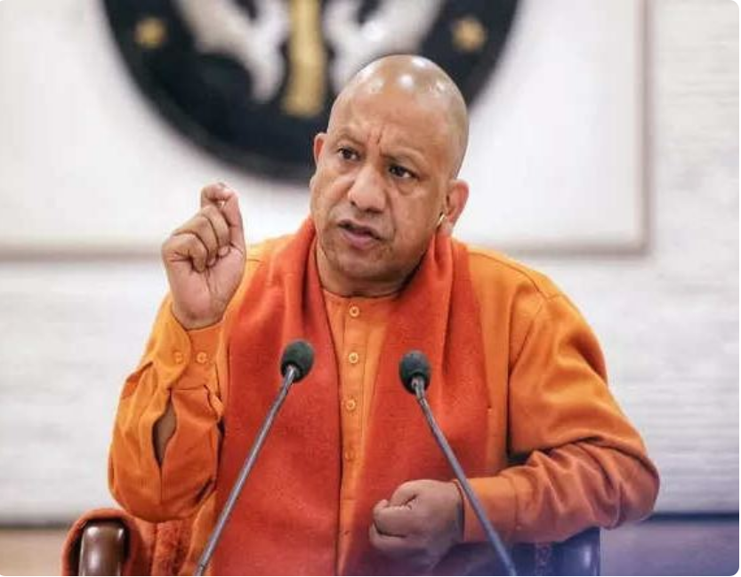 सी एम योगी बोले- उत्तर प्रदेश नये कीर्तिमान रच रहा… सी एम योगी बोले- उत्तर प्रदेश नये कीर्तिमान रच रहा…