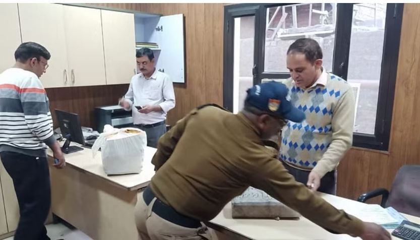 देहरादून: जीएसटी चोरी के खिलाफ चला अभियान देहरादून: जीएसटी चोरी के खिलाफ चला अभियान