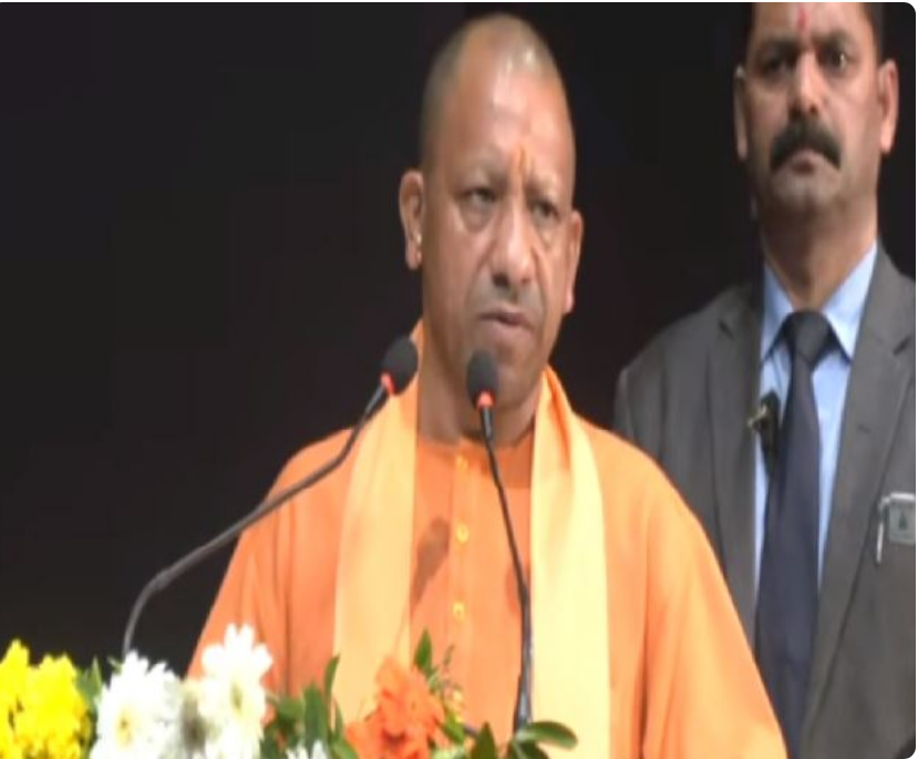 विश्व दिव्यांग दिवस पर सीएम योगी ने दिव्यांगों को किया सम्मानित विश्व दिव्यांग दिवस पर सीएम योगी ने दिव्यांगों को किया सम्मानित