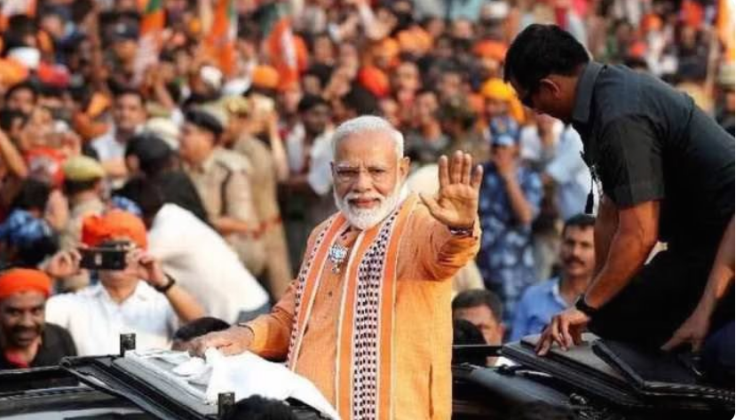 तीन राज्यों में मोदी लहर,ECI ने जारी किया पहला नतीजा तीन राज्यों में मोदी लहर,ECI ने जारी किया पहला नतीजा