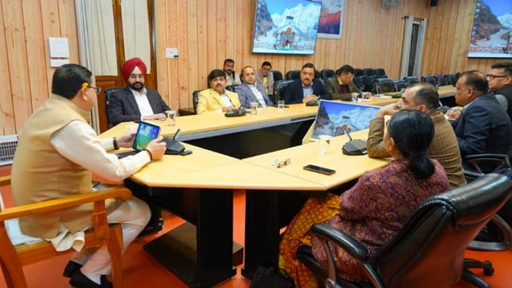 सीएम धामी ने की तैयारियों की समीक्षा बैठक सीएम धामी ने की तैयारियों की समीक्षा बैठक