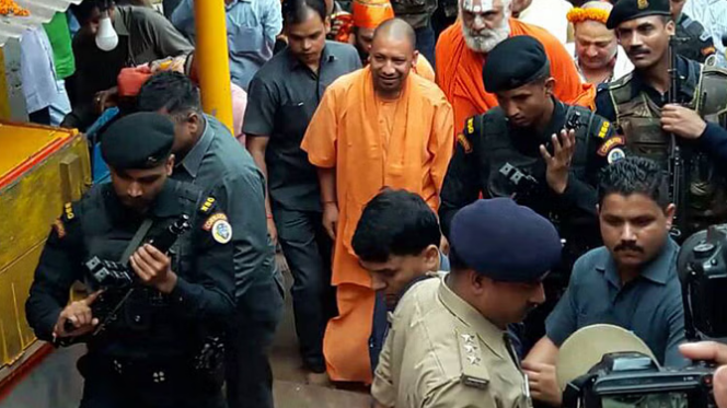सीएम बनने के बाद अयोध्या पहुंचे योगी ने किया था ये वादा… भव्य बनाई नव्य अयोध्या!