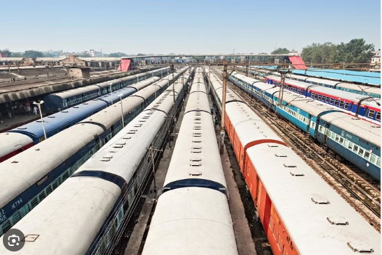 100 साल पहले गोरखपुर से अयोध्या रेल यात्रा में नाव की भी होती थी सवारी 100 साल पहले गोरखपुर से अयोध्या रेल यात्रा में नाव की भी होती थी सवारी