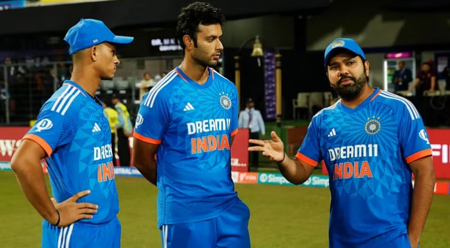 IND vs AFG: भारत की रिकॉर्डतोड़ जीत से बेहद खुश हैं कप्तान रोहित शर्मा IND vs AFG: भारत की रिकॉर्डतोड़ जीत से बेहद खुश हैं कप्तान रोहित शर्मा