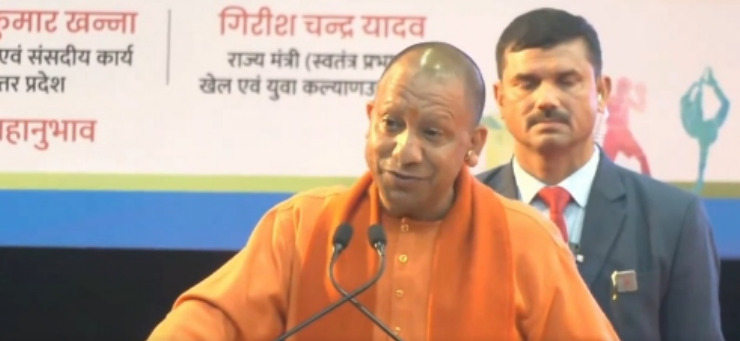 यूपी के खिलाडियों पर धनवर्षा, सरकारी नौकरी के साथ मिला करोड़ों का पुरस्कार!