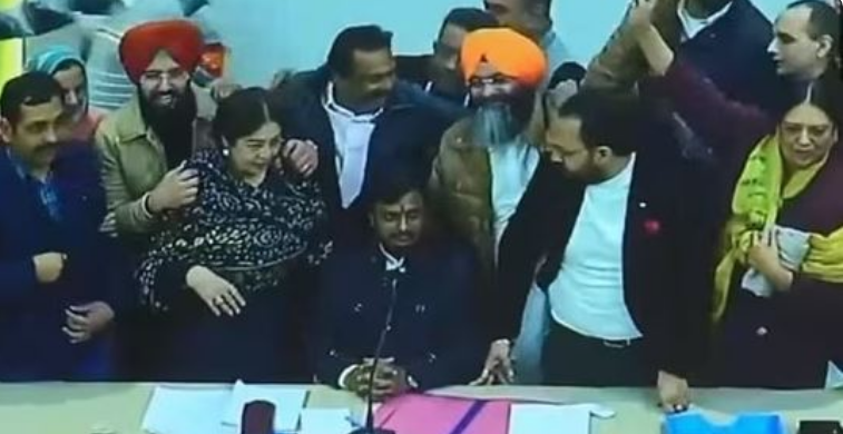 भाजपा के सामने I.N.D.I.A गठबंधन हुआ ढेर