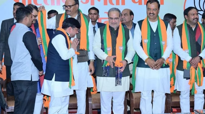 लोकसभा चुनाव: मुरादाबाद के तीन निर्दलीय पार्षद भाजपा में शामिल लोकसभा चुनाव: मुरादाबाद के तीन निर्दलीय पार्षद भाजपा में शामिल