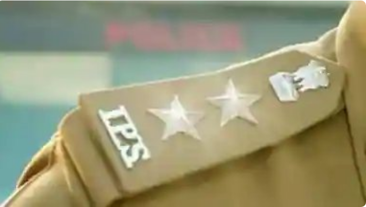 सुलतानपुर में रिटायर IPS अधिकारी पर अप्राकृतिक दुष्कर्म की FIR दर्ज! सुलतानपुर में रिटायर IPS अधिकारी पर अप्राकृतिक दुष्कर्म की FIR दर्ज!