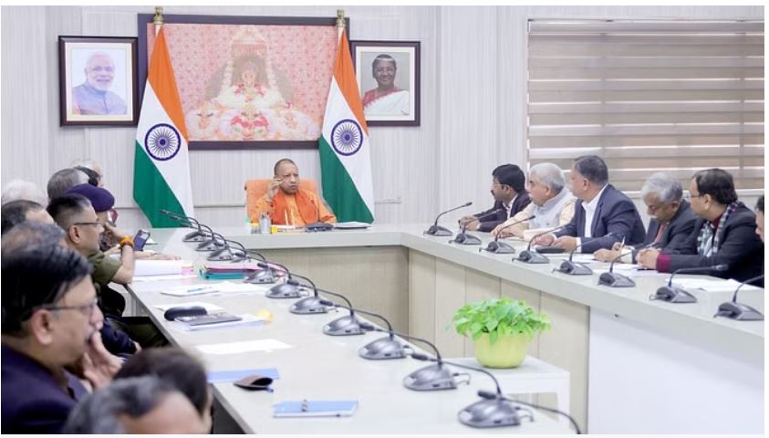 सीएम योगी ने जीबीसी 4.0 की तैयारियों पर की समीक्षा बैठक
