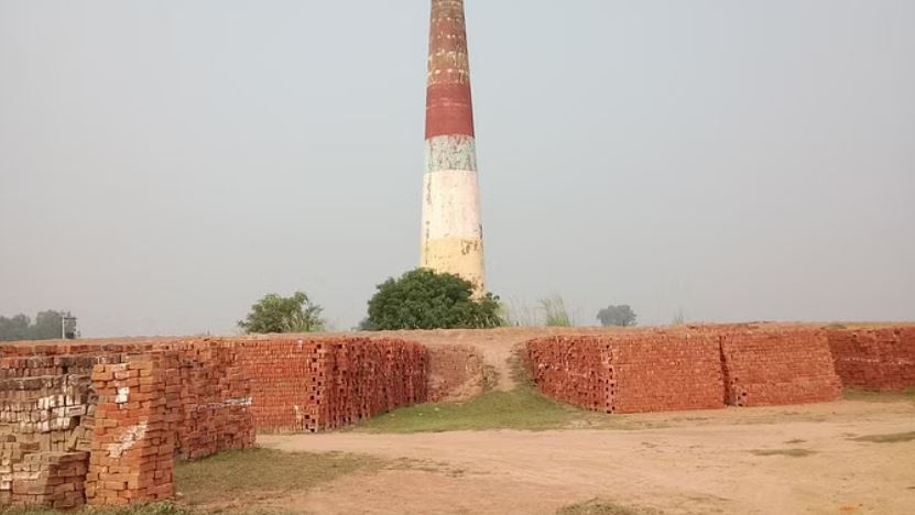 अलीगढ़ : 1 मार्च से 30 जून तक चलेंगे 250 ईंट भट्ठे, बिना एनओसी वाले होंगे सीज