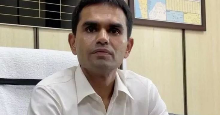 मुंबई: एनसीबी के पूर्व अधिकारी समीर वानखेड़े के खिलाफ ईडी का एक्शन… मुंबई: एनसीबी के पूर्व अधिकारी समीर वानखेड़े के खिलाफ ईडी का एक्शन…