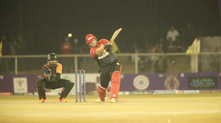 IVPL 2024: रिचर्ड लेवी ने 27 गेंद पर जड़े 72 रन