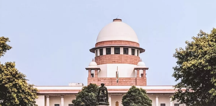 ‘महिला इतनी परिपक्व है कि…’, विवाहिता से दुष्कर्म के आरोपी को SC ने किया बरी ‘महिला इतनी परिपक्व है कि…’, विवाहिता से दुष्कर्म के आरोपी को SC ने किया बरी