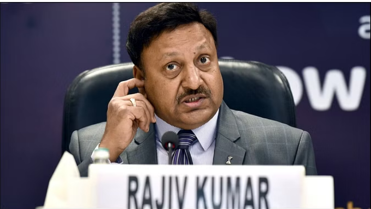 चुनाव आयोग ने दिए मुर्शिदाबाद के DIG को हटाने के निर्देश चुनाव आयोग ने दिए मुर्शिदाबाद के DIG को हटाने के निर्देश